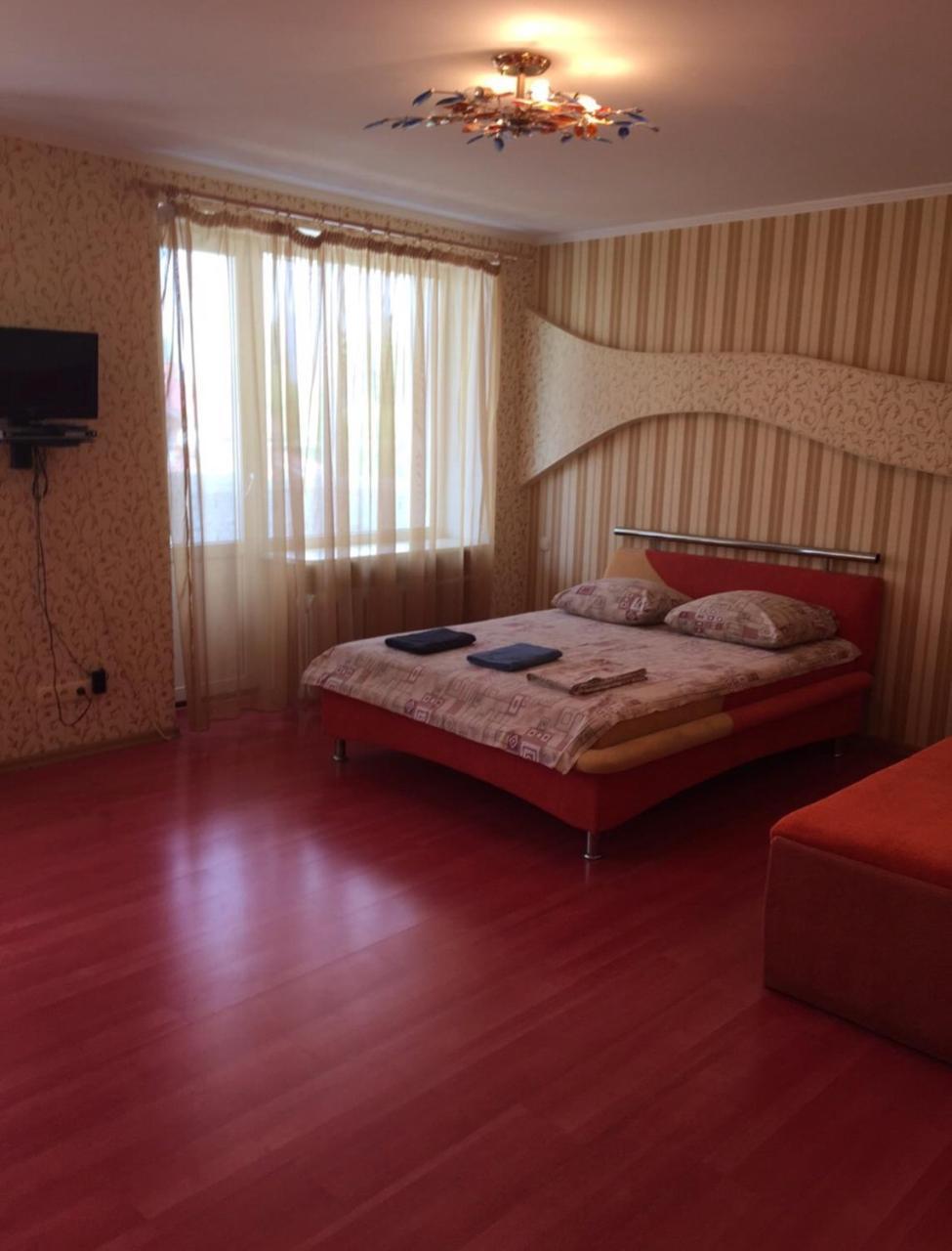 Red Apartment 2019 Very Centre Kherson Eksteriør billede