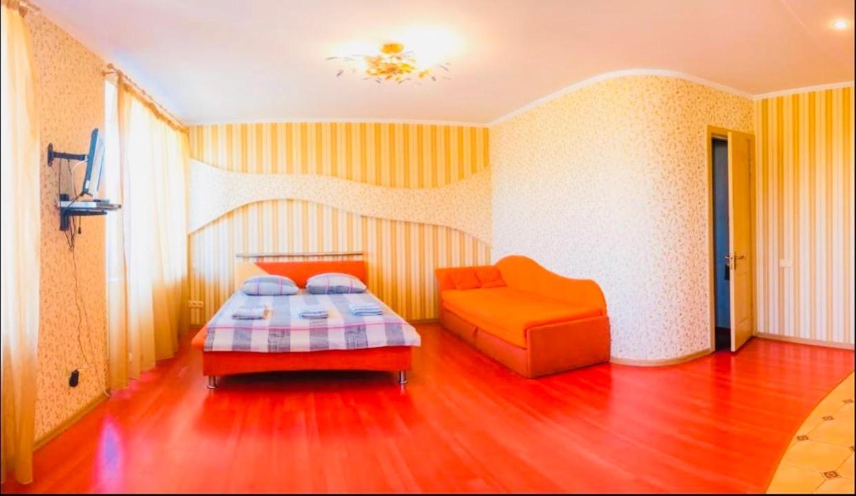 Red Apartment 2019 Very Centre Kherson Eksteriør billede